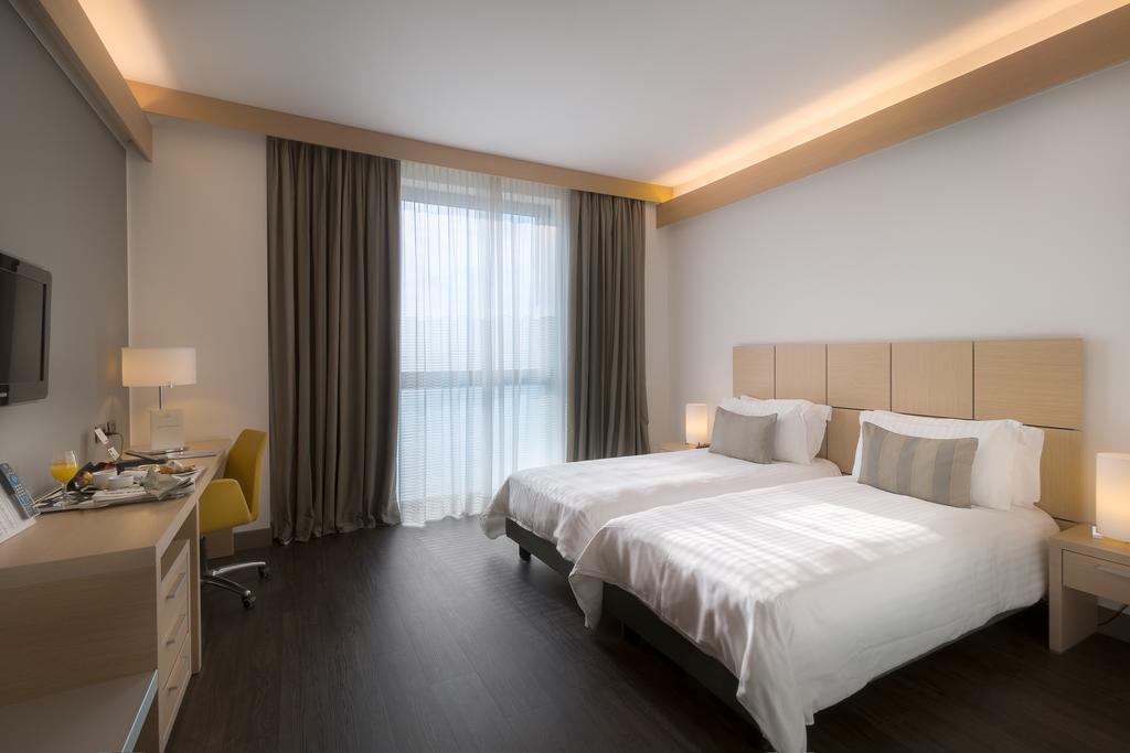 Hotel Domina Milano Fiera Novate Milanese Exterior foto